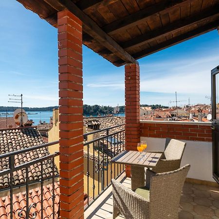 Apartment Gioia Ровин Екстериор снимка