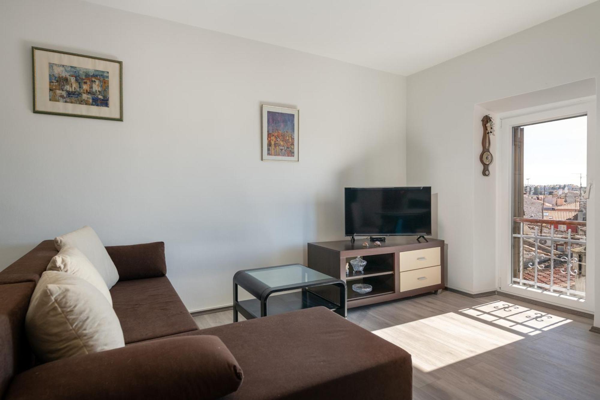 Apartment Gioia Ровин Екстериор снимка
