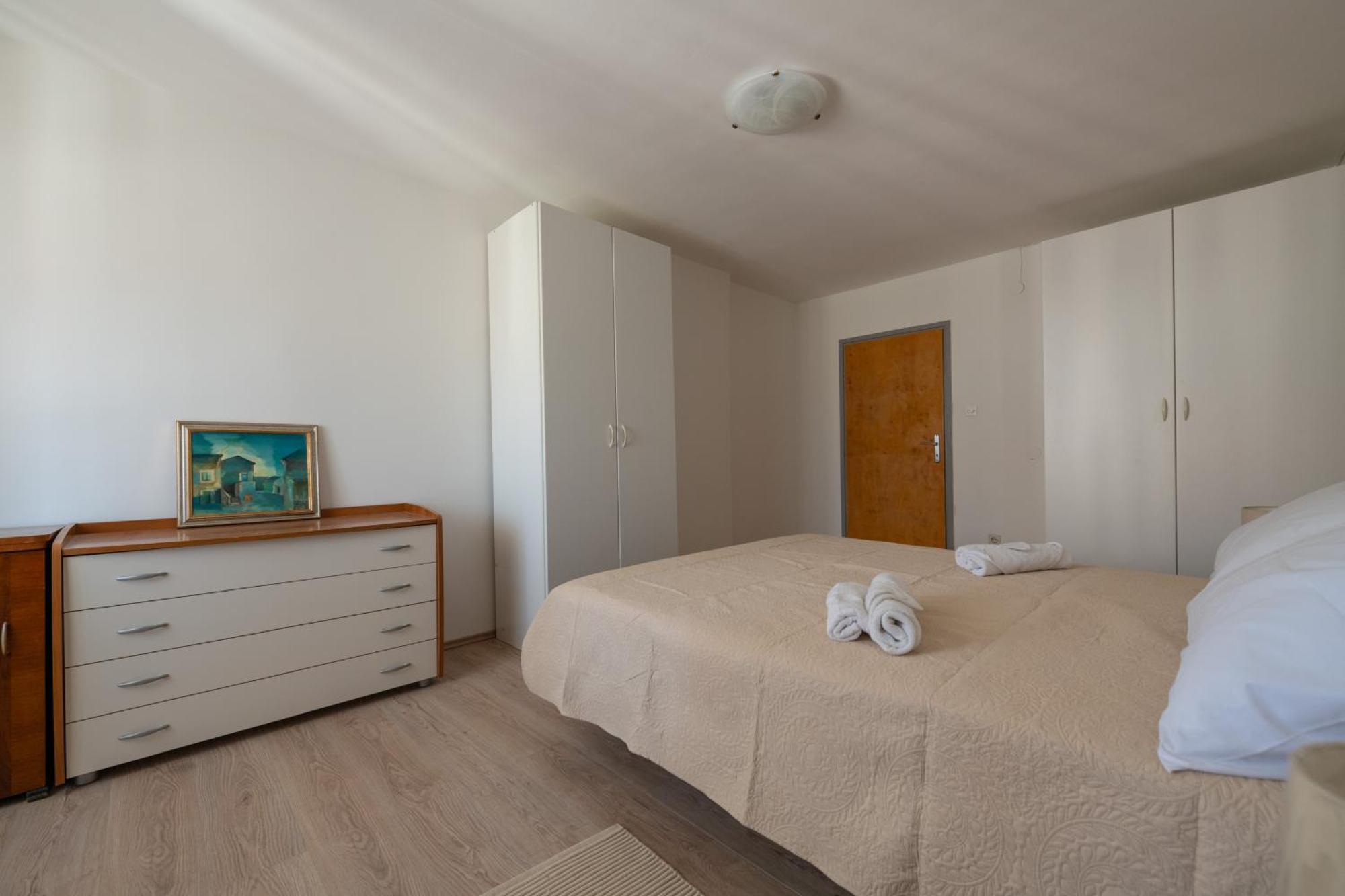 Apartment Gioia Ровин Екстериор снимка