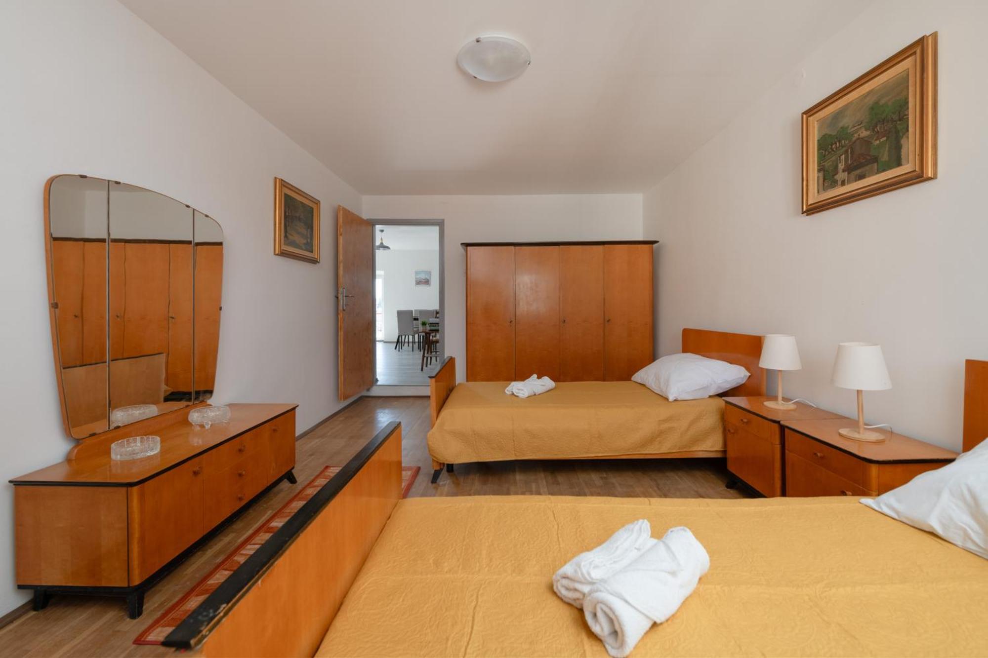 Apartment Gioia Ровин Екстериор снимка
