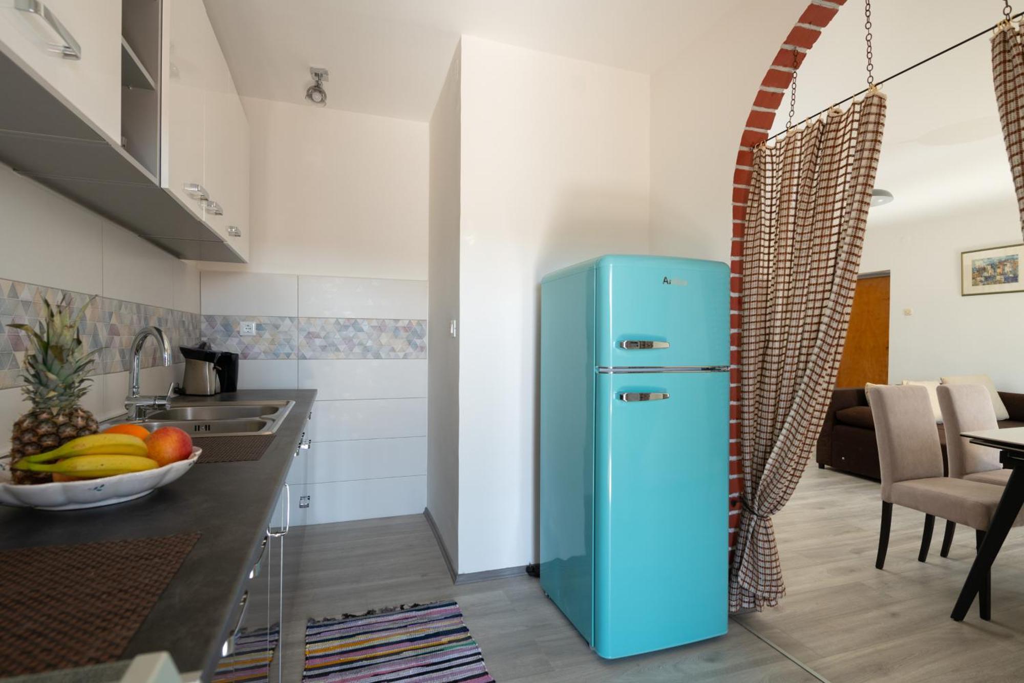 Apartment Gioia Ровин Екстериор снимка